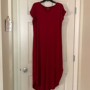 Red short sleeved maxi